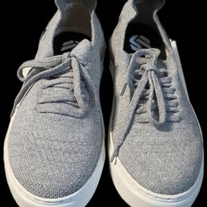 Stylish Gray Knit Women's Sneakers